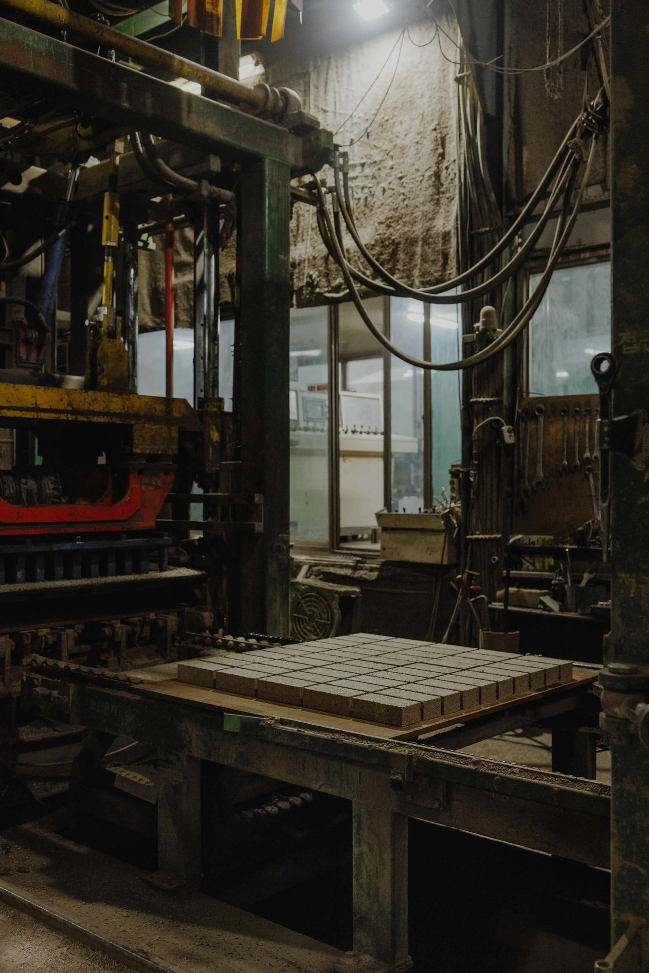 BIENNALEDEGWANGJU_ECOHANOK_BRICK PROTOTYPE_SOOIN JANG