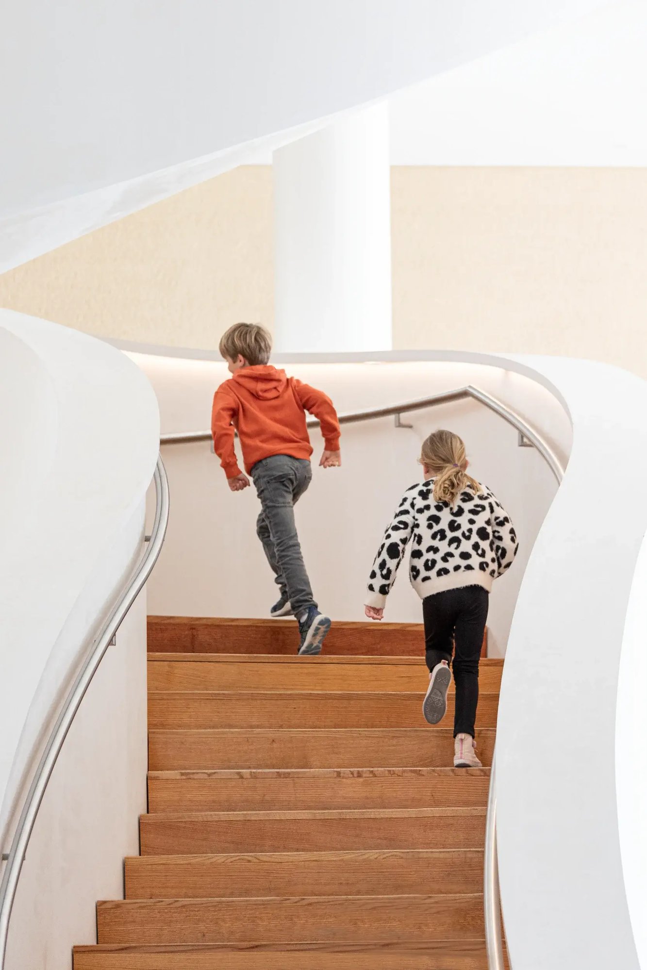 240425-LUMA-VISITEUR--ADRIANDEWEERDT-62-Modifier - Large 240425-LUMA-VISITEUR--ADRIANDEWEERDT-62-Modifier - Large