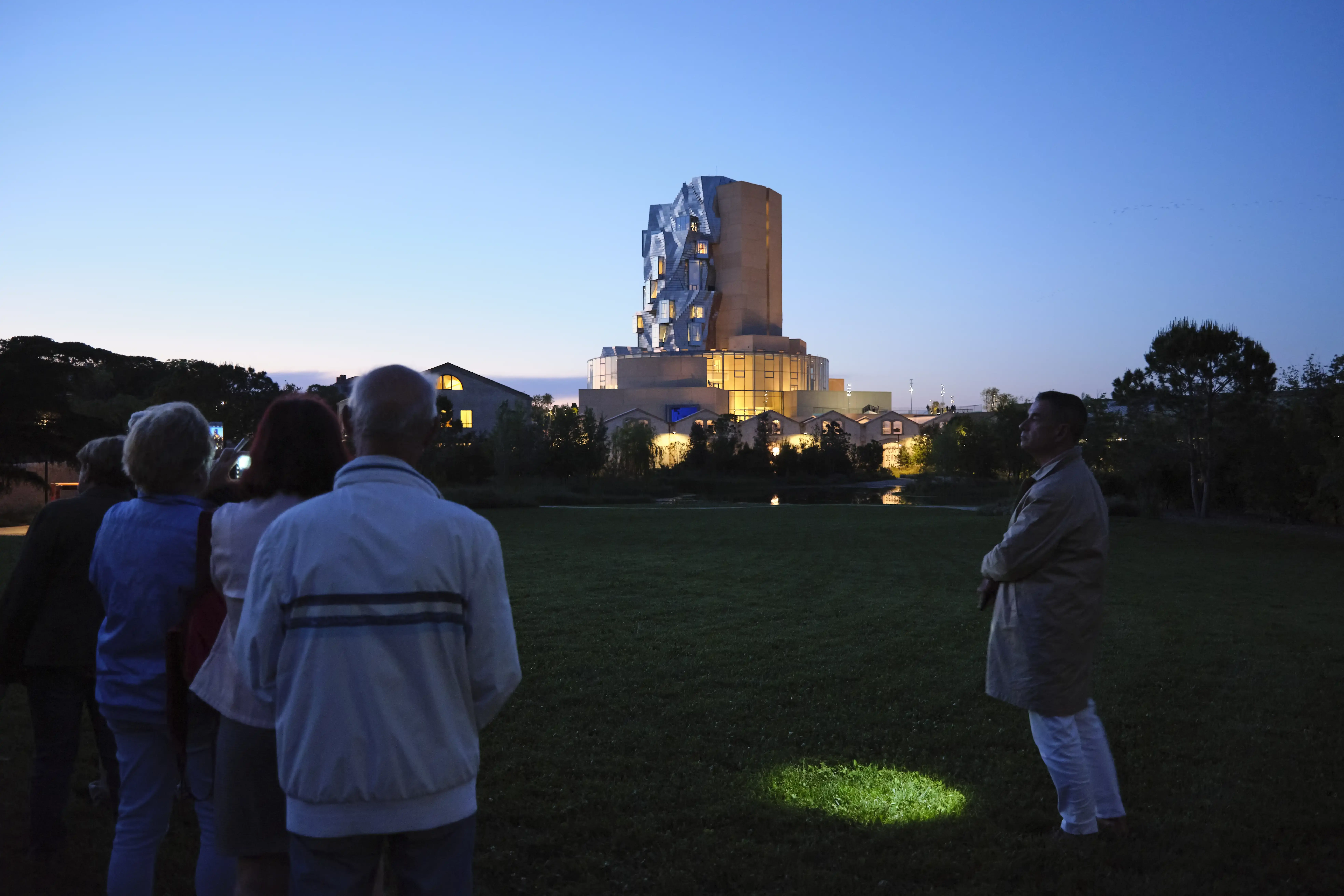 240518-LUMA-NUITDESMUSEES-VICTOR&SIMON-GREGOIREDABLON-79-1