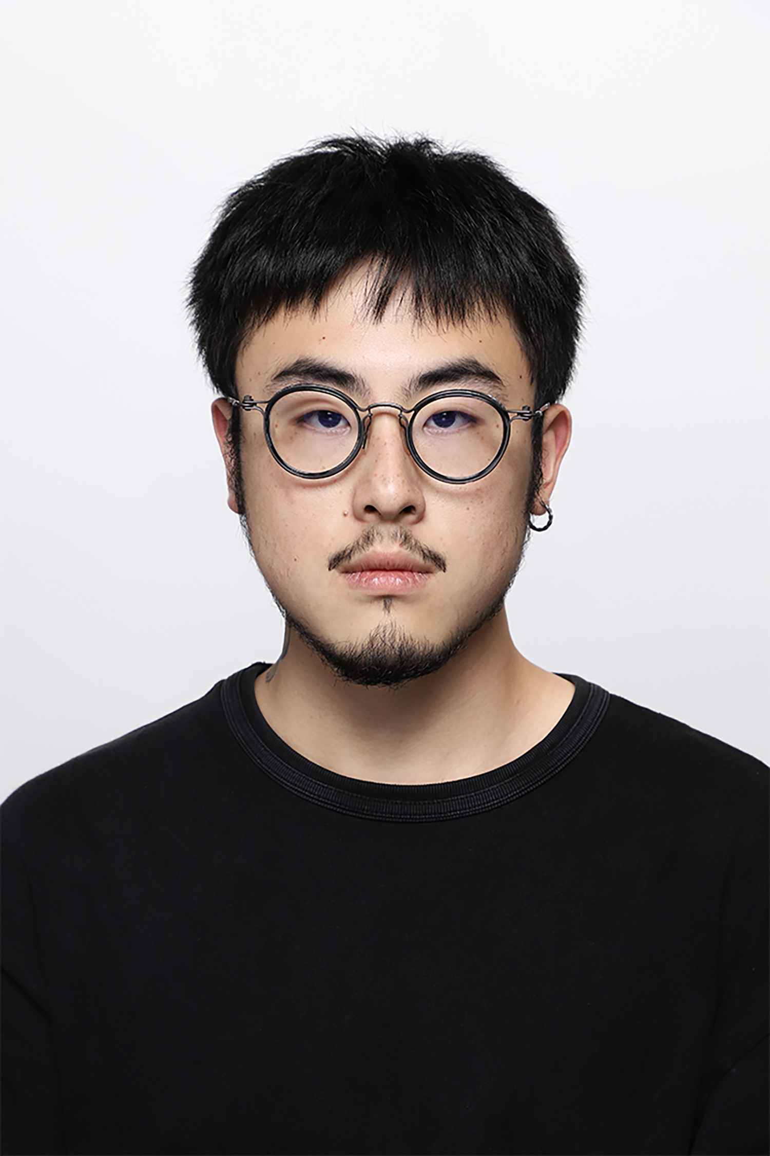 01-QianyiBao-portrait