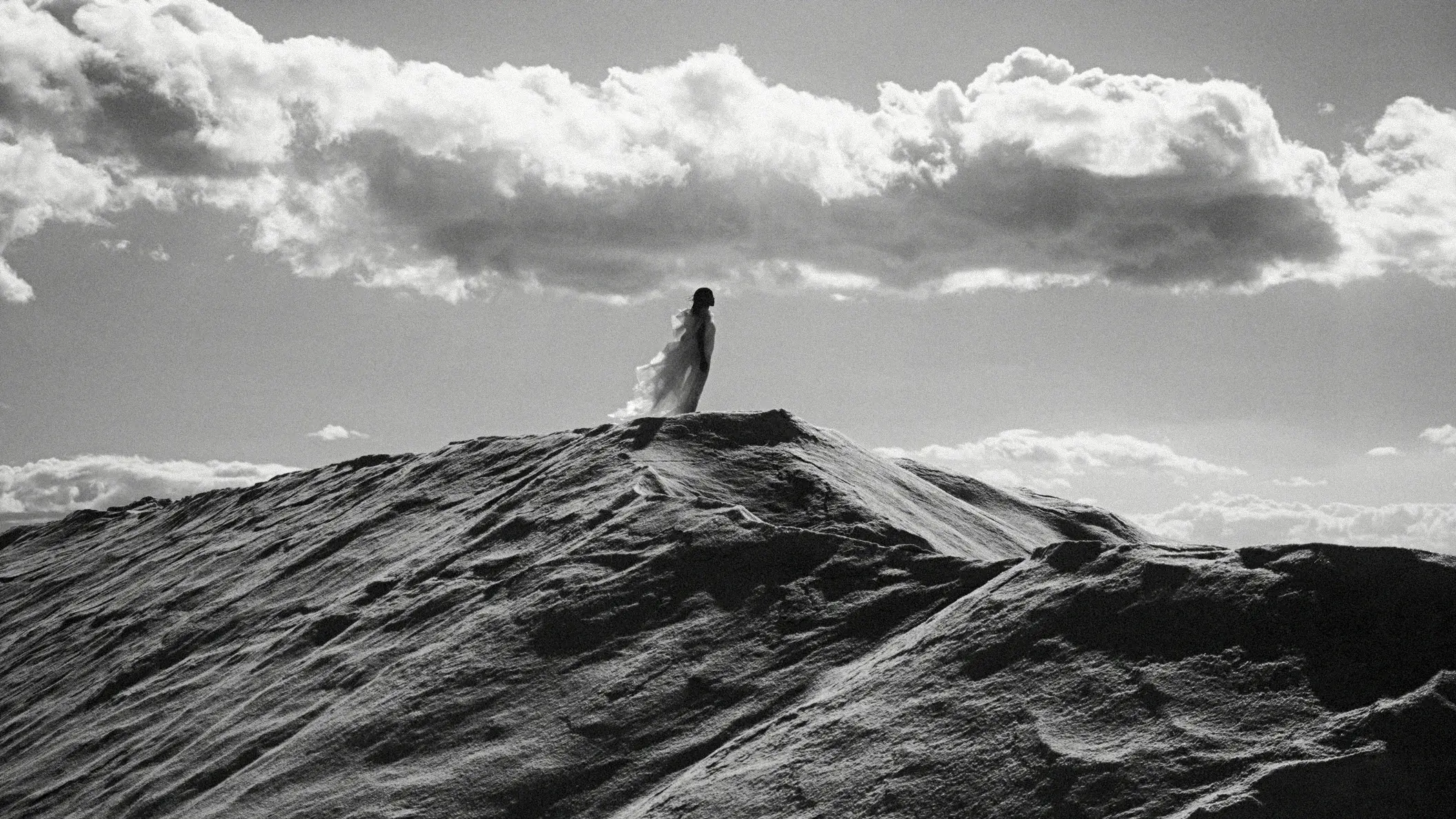 Julianknxx, Still from What Colours Can We Dream In This Night Filled With Salt - 2112 x 1188