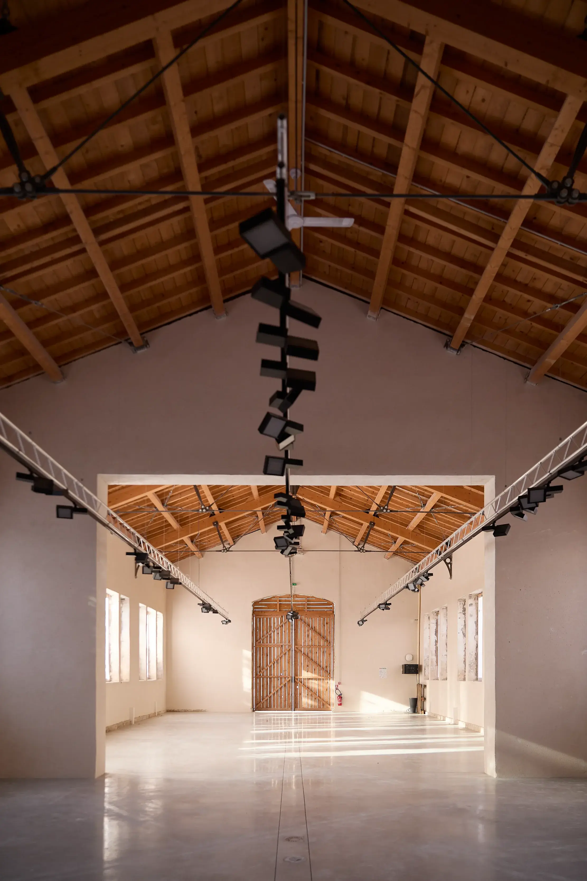 251024-LAMPISTERIE-ADRIANDEWEERDT-1587 - 2223 x 3335