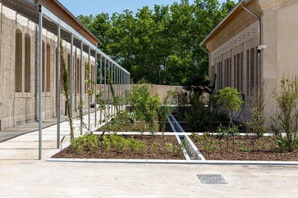 230526-LUMA-ATELIERLUMA-MAGASINELECTRIQUE-ADRIANDEWEERDT_2 - Small